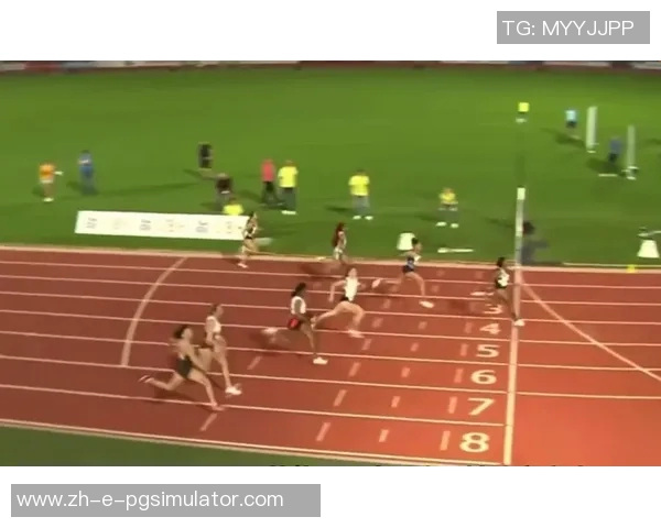 用粘土精雕细刻打造的足球球星形象 展现运动与艺术的完美融合